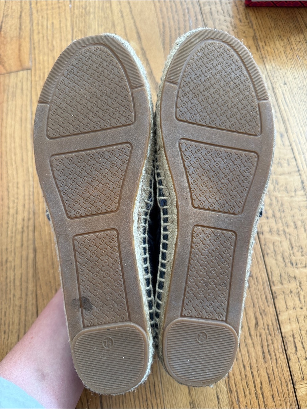 Tory Burch Rhea Line Bright Navy Lace Espadrille Flats Size 7.5 - Picture 2 of 3